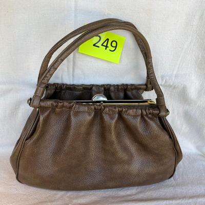 Brown 60s purse, with issues