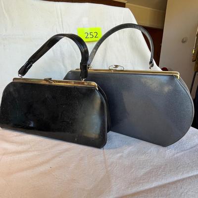 Lot of 3 purses