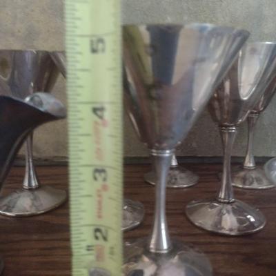 Great Collection of Vintage Silverplate Tableware Items including Valero Goblets