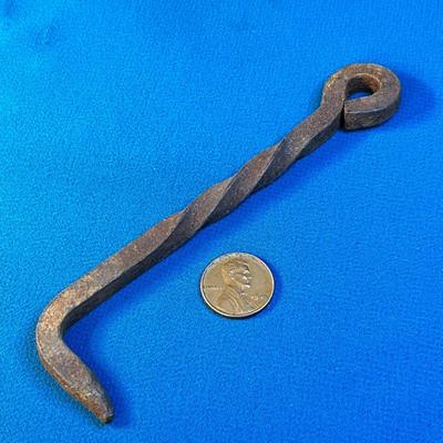 RUSTY IRON BLACKSMITH FORGED TWISTED SHAFT HOOK WITH EYE END