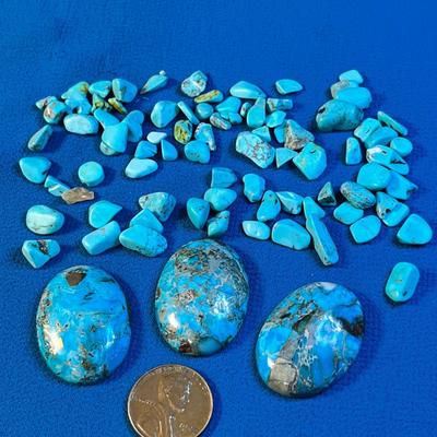 GROUP OF TURQUOISE PIECES AND 3 CABUCHONS
