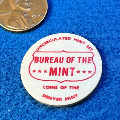 BUREAU OF THE MINT DENVER MINT UNCIRCULATED MINT SET MEDALLION