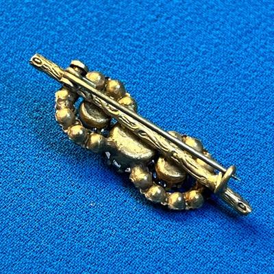 VICTORIAN RHINESTONE DOUBLE CIRCLE PIN NICE DETAIL