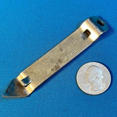 VINTAGE LUCKY LAGER CAN BOTTLE OPENER