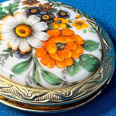 FLORAL CERAMIC LIDDED HINGED PILL BOX