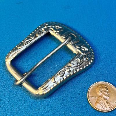 VINTAGE WESTERN STYLE BELT BUCKLE with HORSESHOE ACCENT