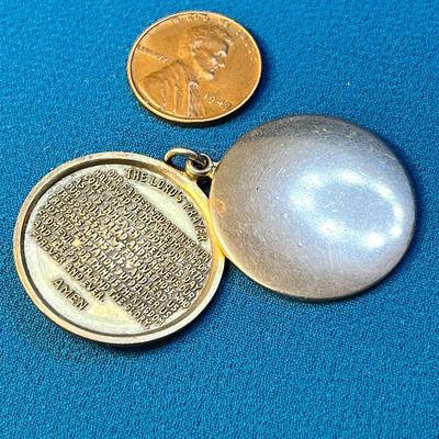 THE LORDâ€™S PRAYER 2-TONE PENDANT WITH SWINGING COVER 