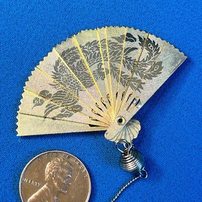 GOLD TONE ARTICULATED ASIAN FAN PENDANT