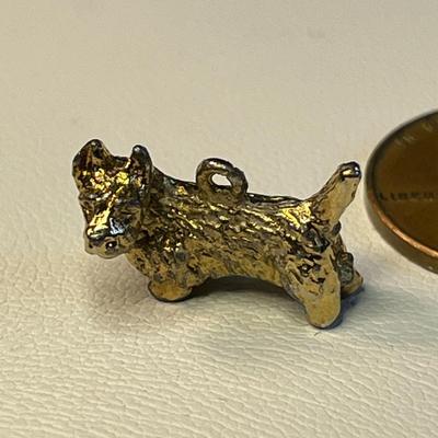LITTLE GOLD TONE SCOTTIE CHARM/ PENDANT