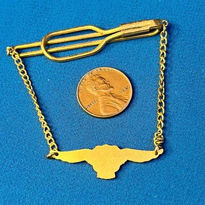 VINTAGE ENAMELED STARS, STRIPES ON SHIELD WITH EAGLE WINGS TIE BAR/ CLASP