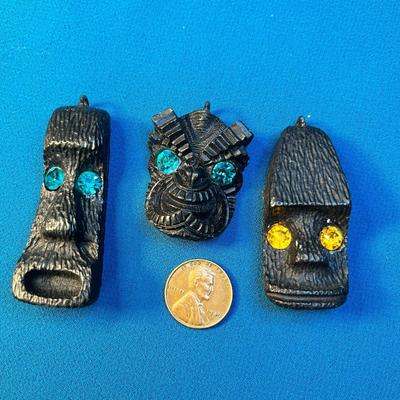 3 CARVED TIKI FIGURES MARKED â€œCOCO JOEâ€™S LAVA HAWAIIâ€ RHINESTONE EYES