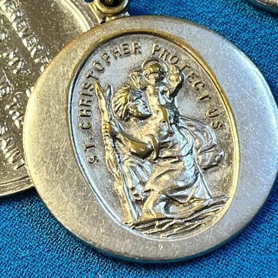 ST. CRISTOPHER PROTECT US 2-PART KEY CHAIN 