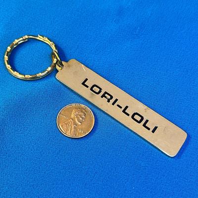 FANCY BLACK & GOLD â€œALOHA HAWAIIâ€ KEY CHAIN FOB