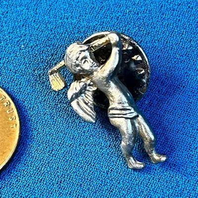 SMALL ANGEL CHERUB GOLFING PIN