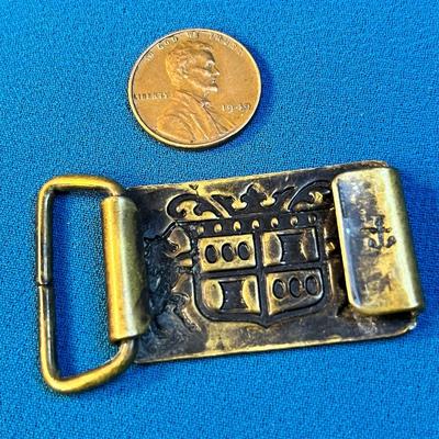 RAMPANT UNICORN AND SHIELD EMBOSSED BRASS BELT BUCKLE FOR 1â€ BELT