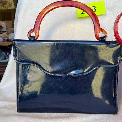 2 Great vintage purses
