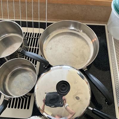 AB1363 Complete Set of Aluminum Clad Pots with Wagner Cast Iron Pans