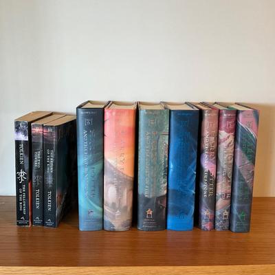 AB1373 Set of Hardback Harry Pottery Books 7 Vols. & J.R. Tolkien 3 Vos