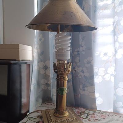 ORIENT EXPRESS PARIS ISTANBUL WITH CLAW FEET BRASS LAMP