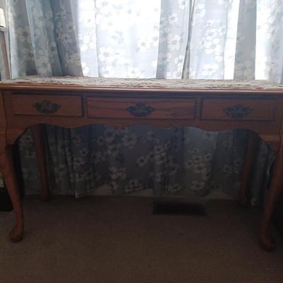 Queen Anne style single drawer console table