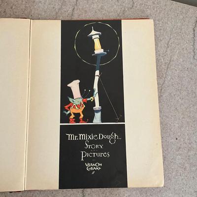 AB1392 Antique "Mr. Mixie Dough" The Baker Man Children's Book 1934