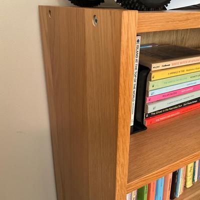 AB1394 Wooden Oak Bookshelf