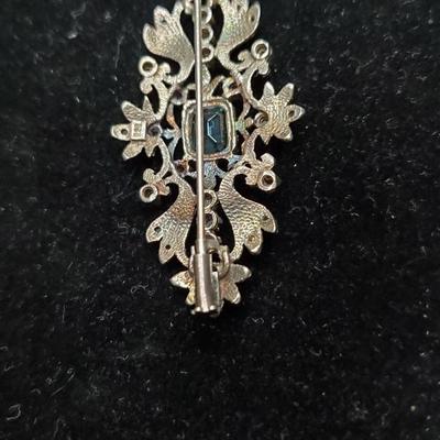 Beautiful Vintage Pin