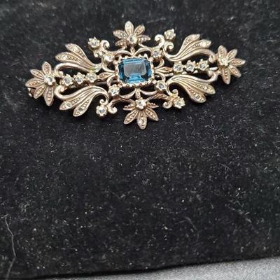 Beautiful Vintage Pin