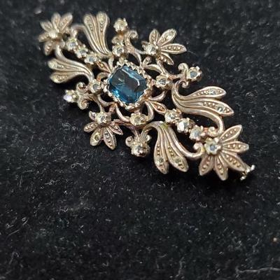 Beautiful Vintage Pin