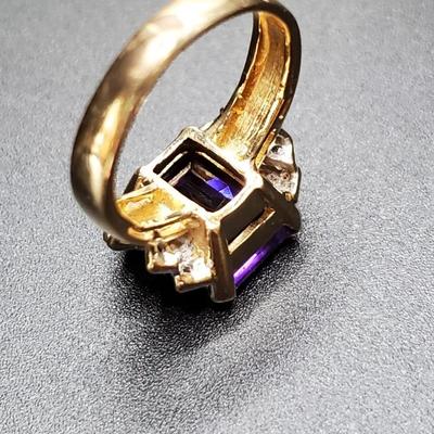 Amethyst ring in 14K