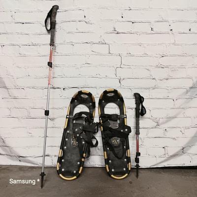 Atlas Snow Shoe & Sticks