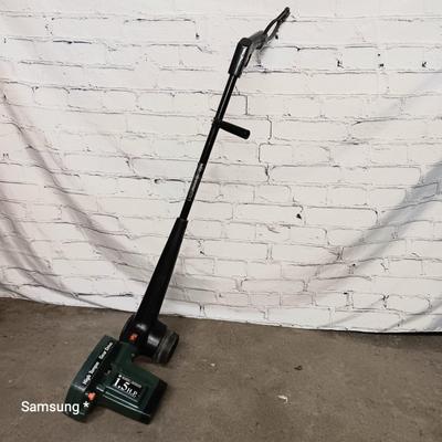 Black & Decker 1.5HP Electric Lawn Edger