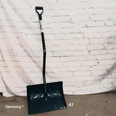 Garden Snow Shovel