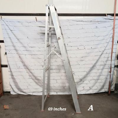 Aluminum Step Ladder