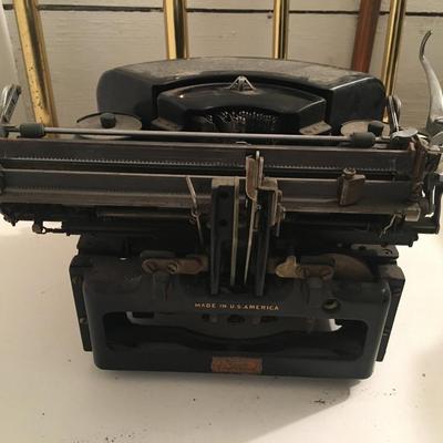 Antique Underwood Noiseless typewriter