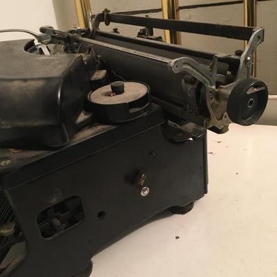 Antique Underwood Noiseless typewriter
