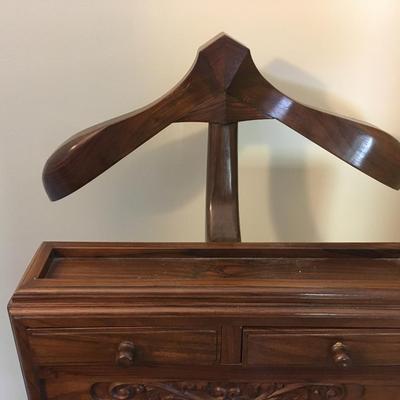 Wood gentleman's valet