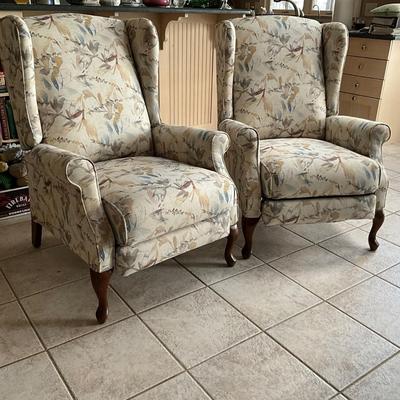 K1425 Pair of La-Z-Boy Reclining Wingback Chairs with Covers