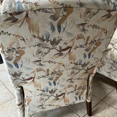 K1425 Pair of La-Z-Boy Reclining Wingback Chairs with Covers