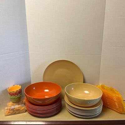 MDR1443 Lot of Orange and Yellow Plastic Melamine Dinnerware