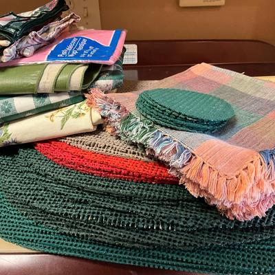 MDR1445 Large lot of Vintage Wax Tablecloths with Rubber Placemats for Outdoor Dining