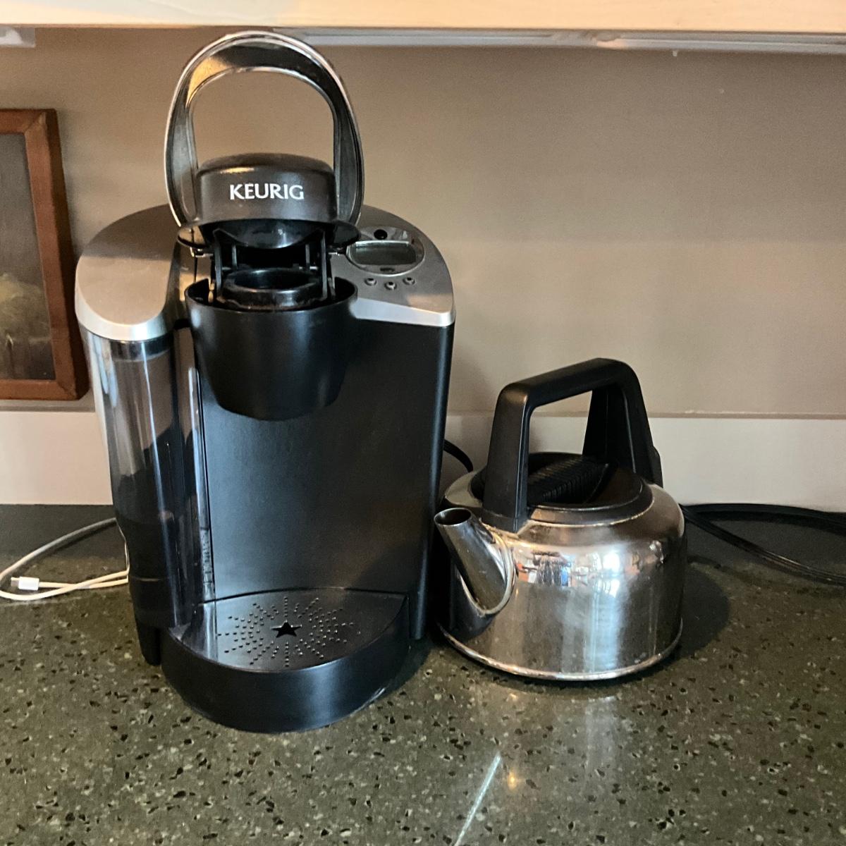 K1478 Keurig Coffee Pot and Cuisinart Tea Kettle