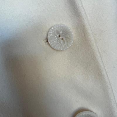 Woman's short coat/ Blazer