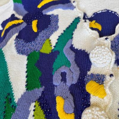 Wonderful Iris Knit sweater