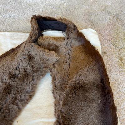 Lot of fur collars