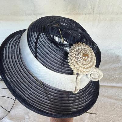 2 Vintage blue hats