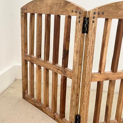 Panel Folding Freestanding Wood Pet Safety Gate