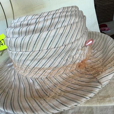 3 Vintage white hats