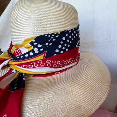 Lot of 4 Vintage hats