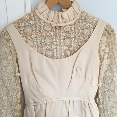 vintage 1960's wedding dress with veil